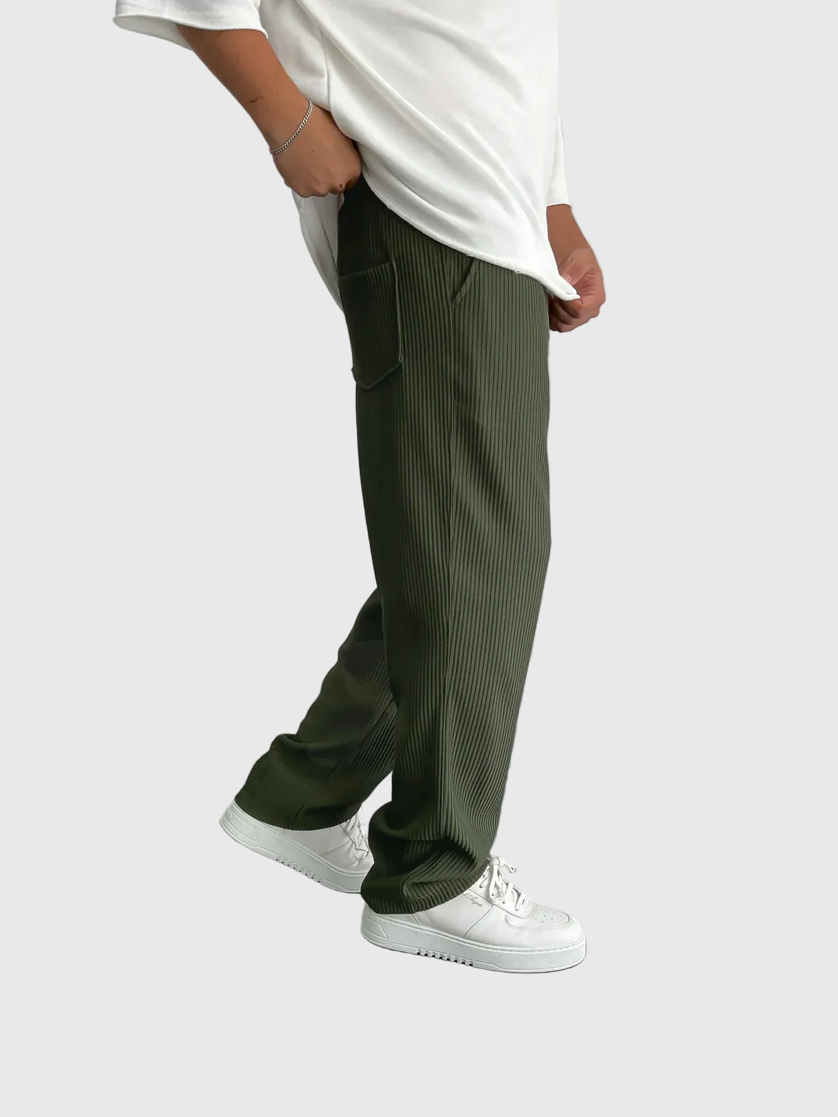 Javier | Relaxed Ribbed Trousers
