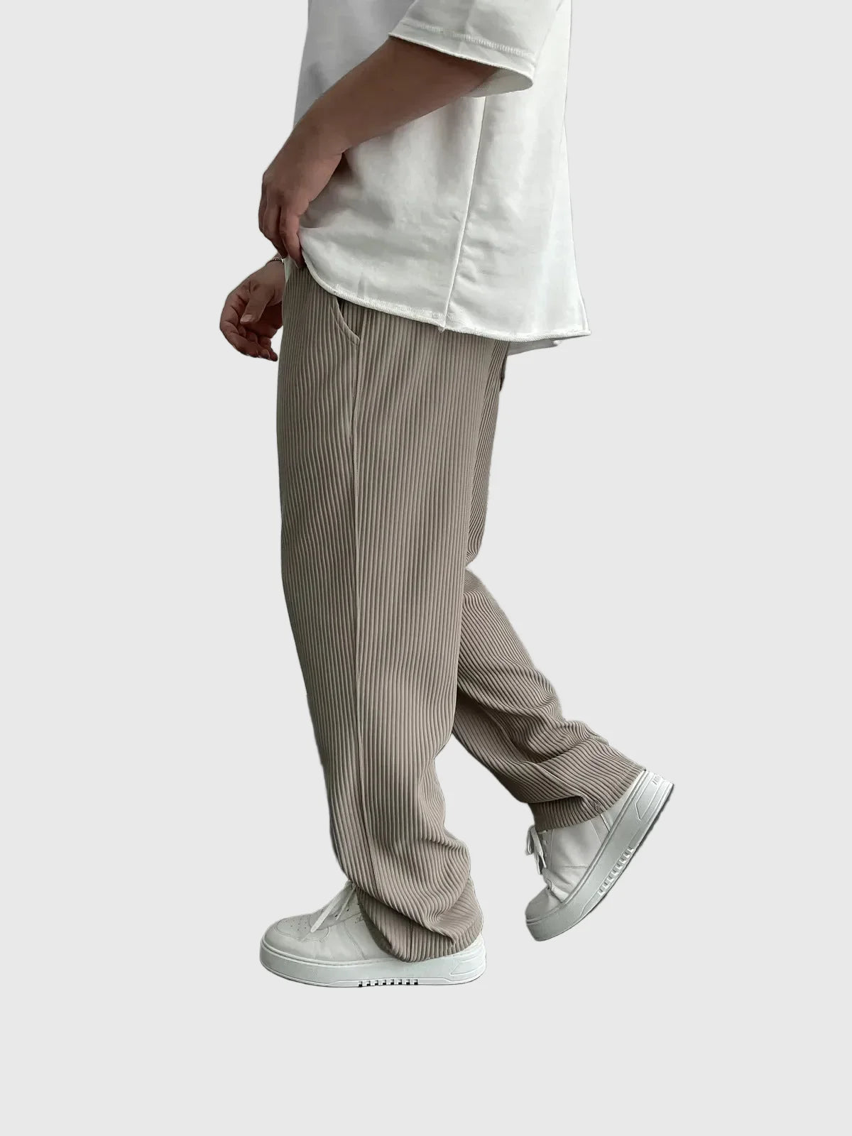 Javier | Relaxed Ribbed Trousers